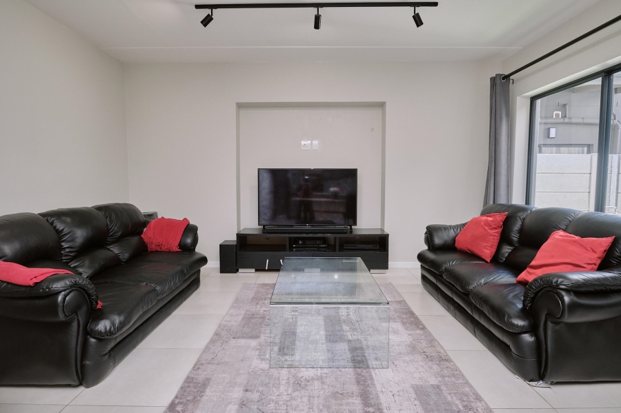 3 Bedroom Property for Sale in Haasendal Western Cape